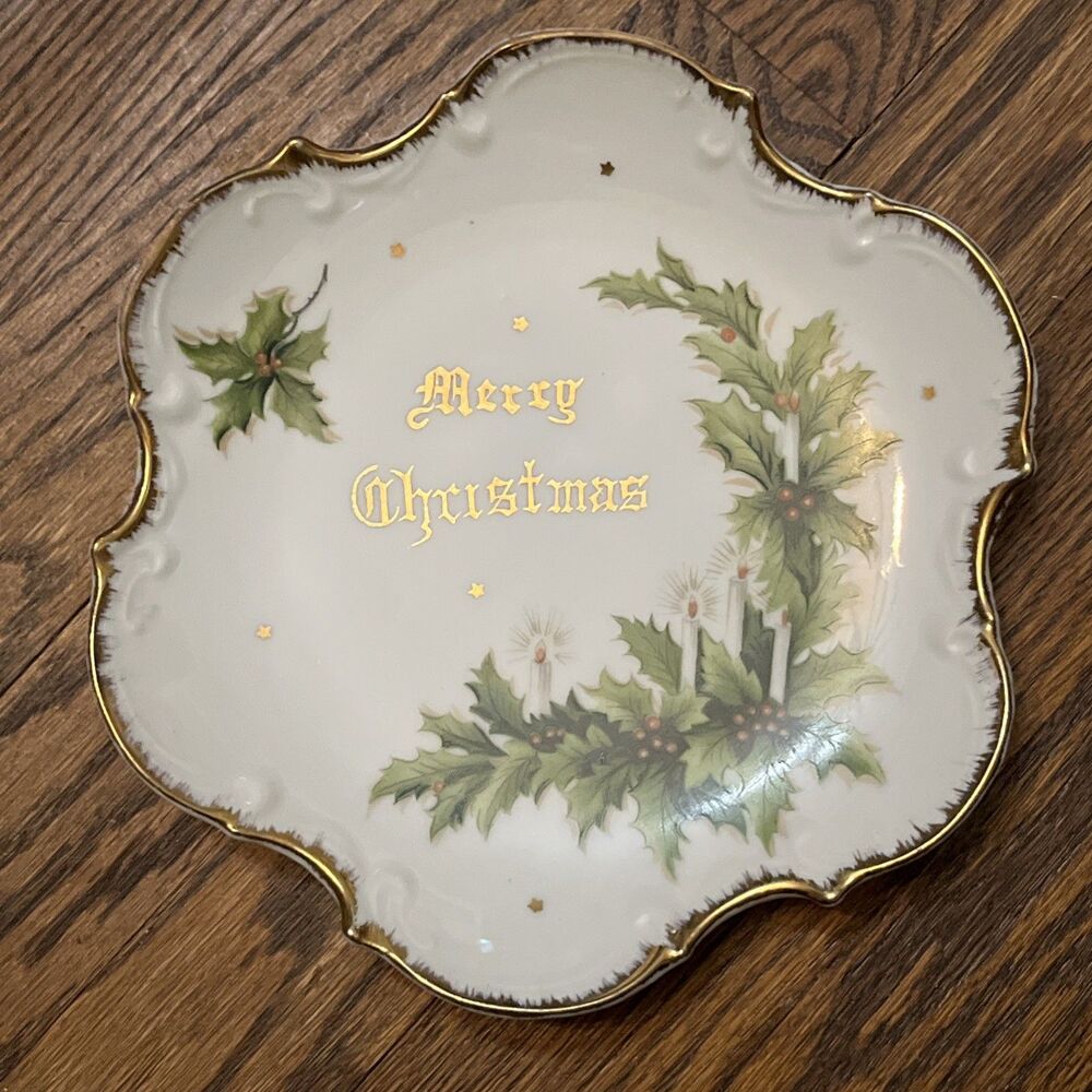 Vintage Norcrest Merry Christmas Scalloped Holly Leaves Gold Trim Plate